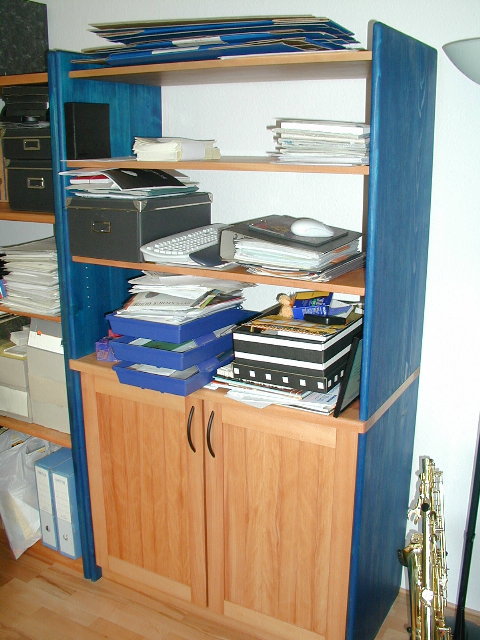 Schrankregal in Fichte blau und Buche